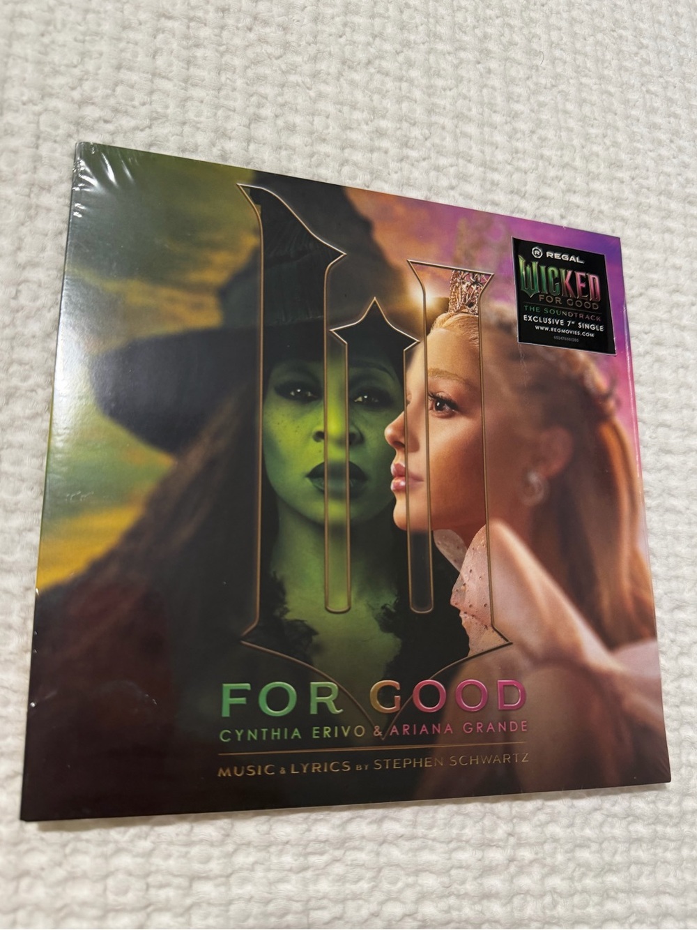 Wicked: For Good Regal Cinemas Exclusive 7” Vinyl Ariana Grande Cynthia Erivo